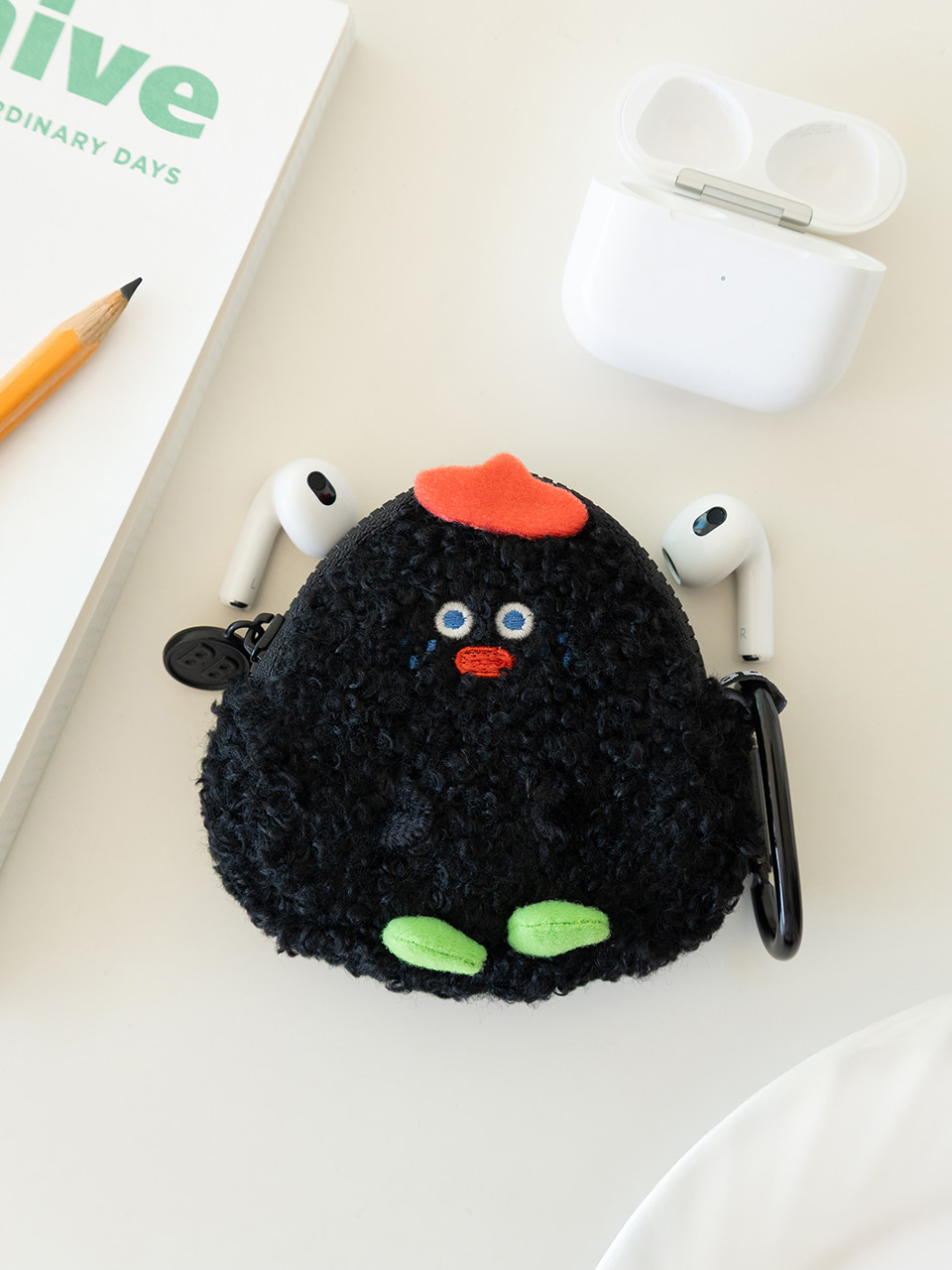 BRUNCH BROTHER ONIGIRI airpods pouch-Giri