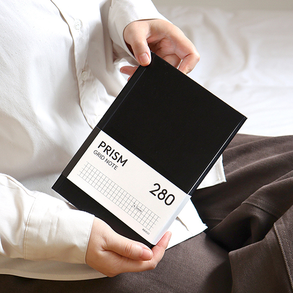 Prism 280 Grid Notebook- Black