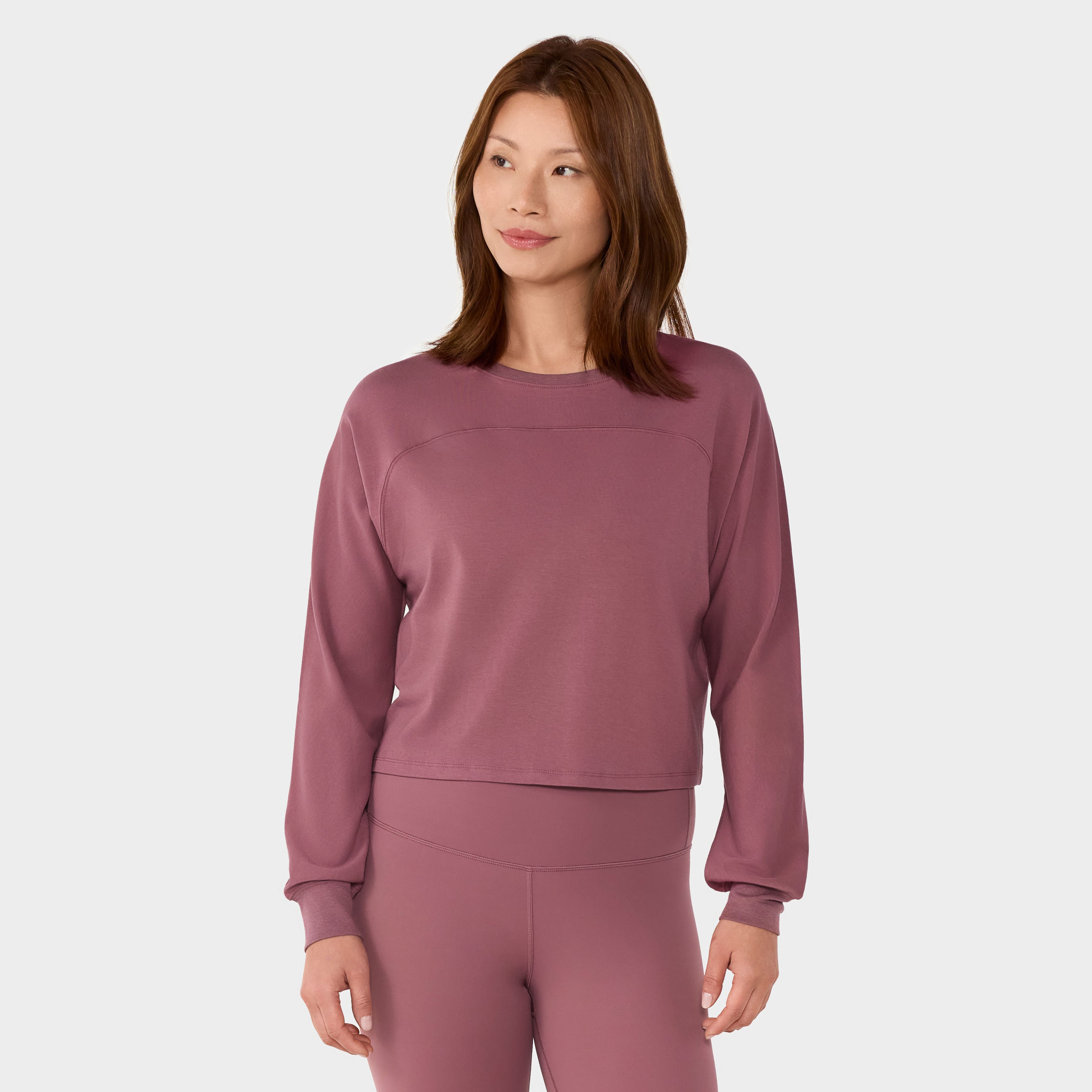 Tavi เสื้อออกกำลังกายรุ่น Long Sleeve Raglan