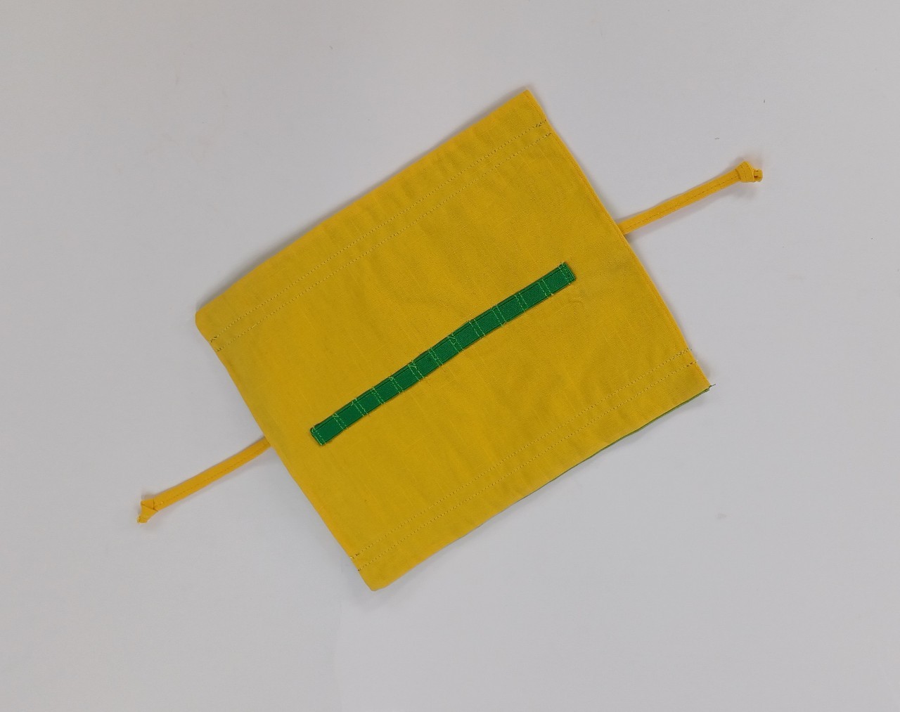 ถุงผ้าใส่ปากกา พู่กัน 26.5*23.5 cm