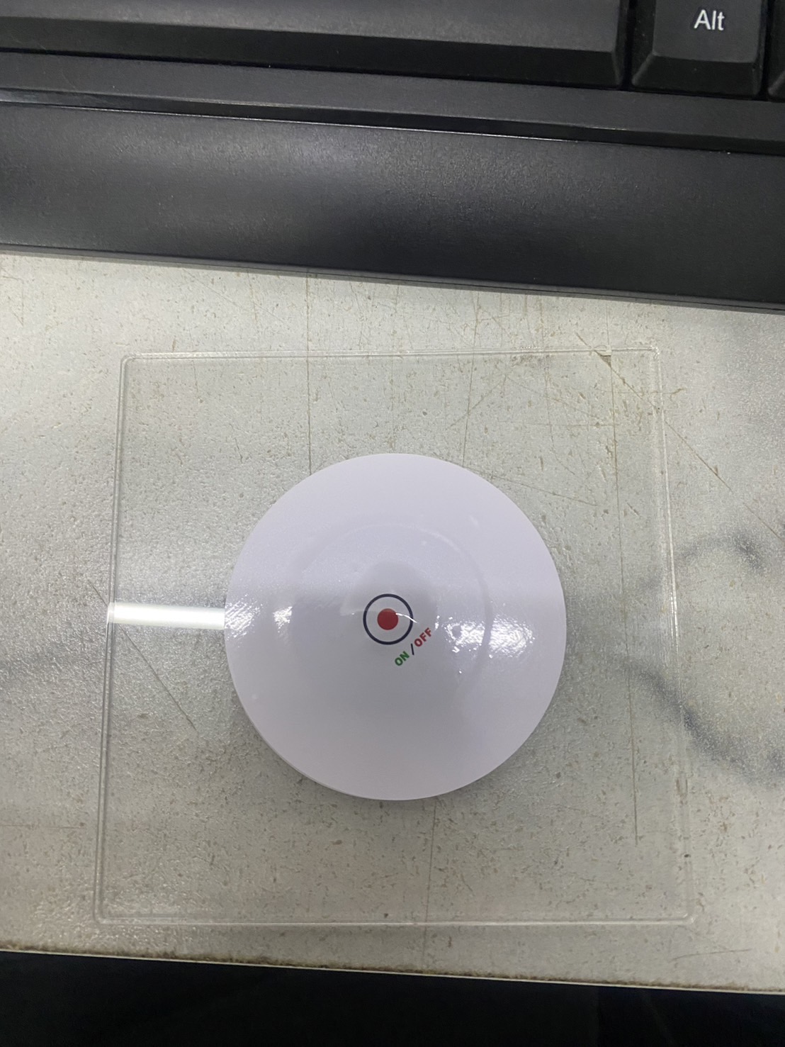 จานรองแก้ว LED อะคริลิค แบบบาง สี่เหลี่ยม (ไม่มีไฟใช้งานได้ปกติ)