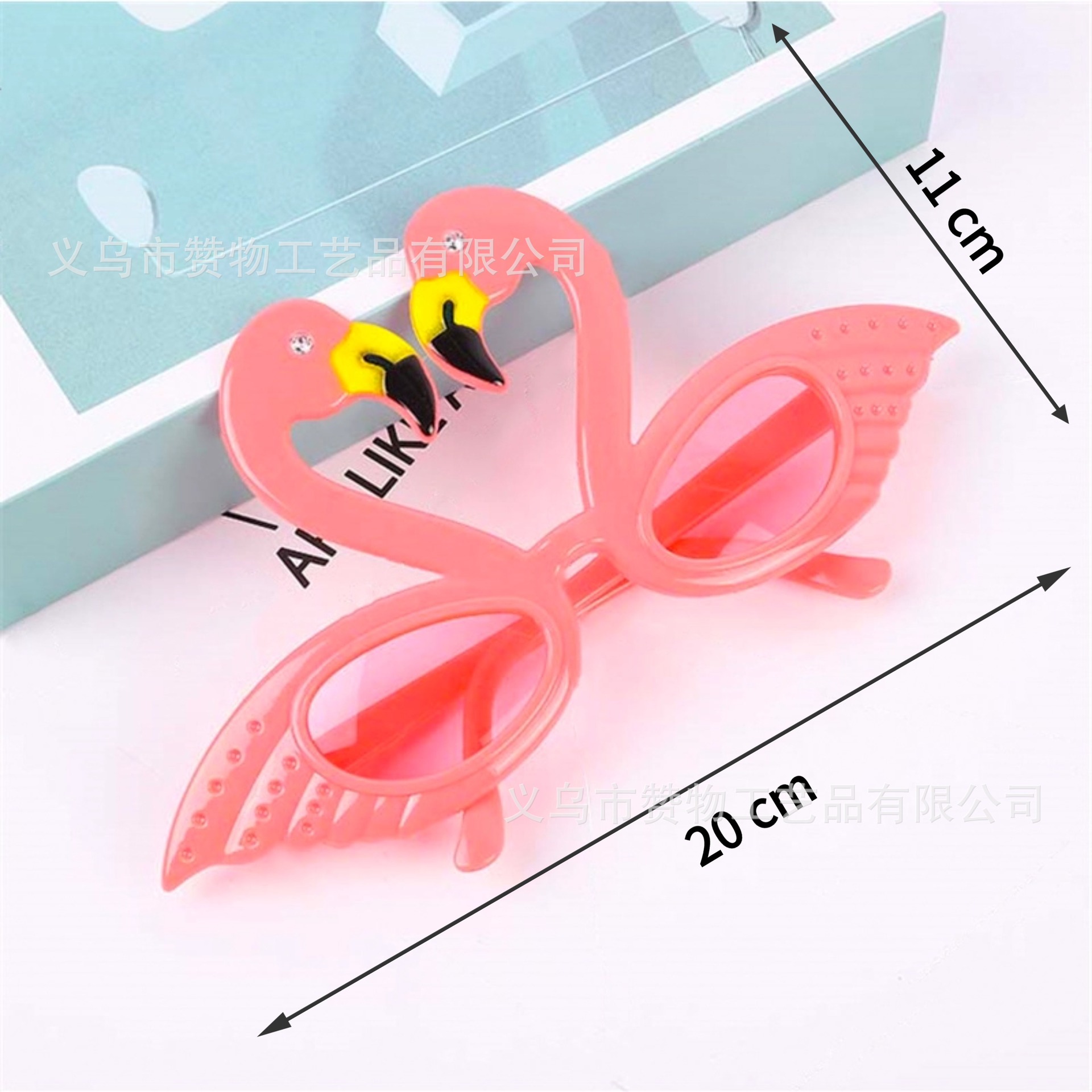 แว่นตาแฟนซี ปาร์ตี้ พลาสติก ลวดลาย Model : 19	Spray Paint Flamingo		