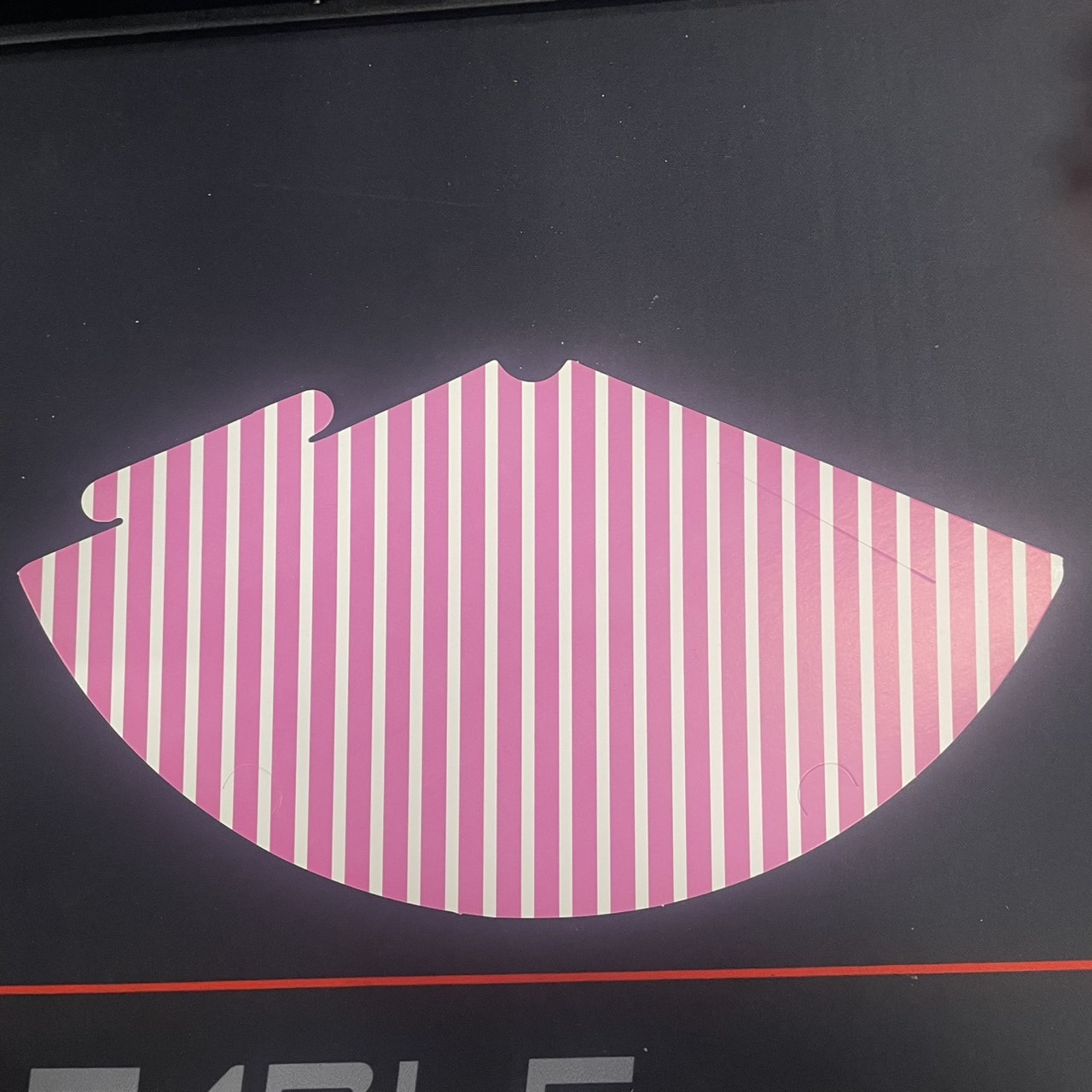 หมวกปาร์ตี้กระดาษ ลายทาง สี ชมพู