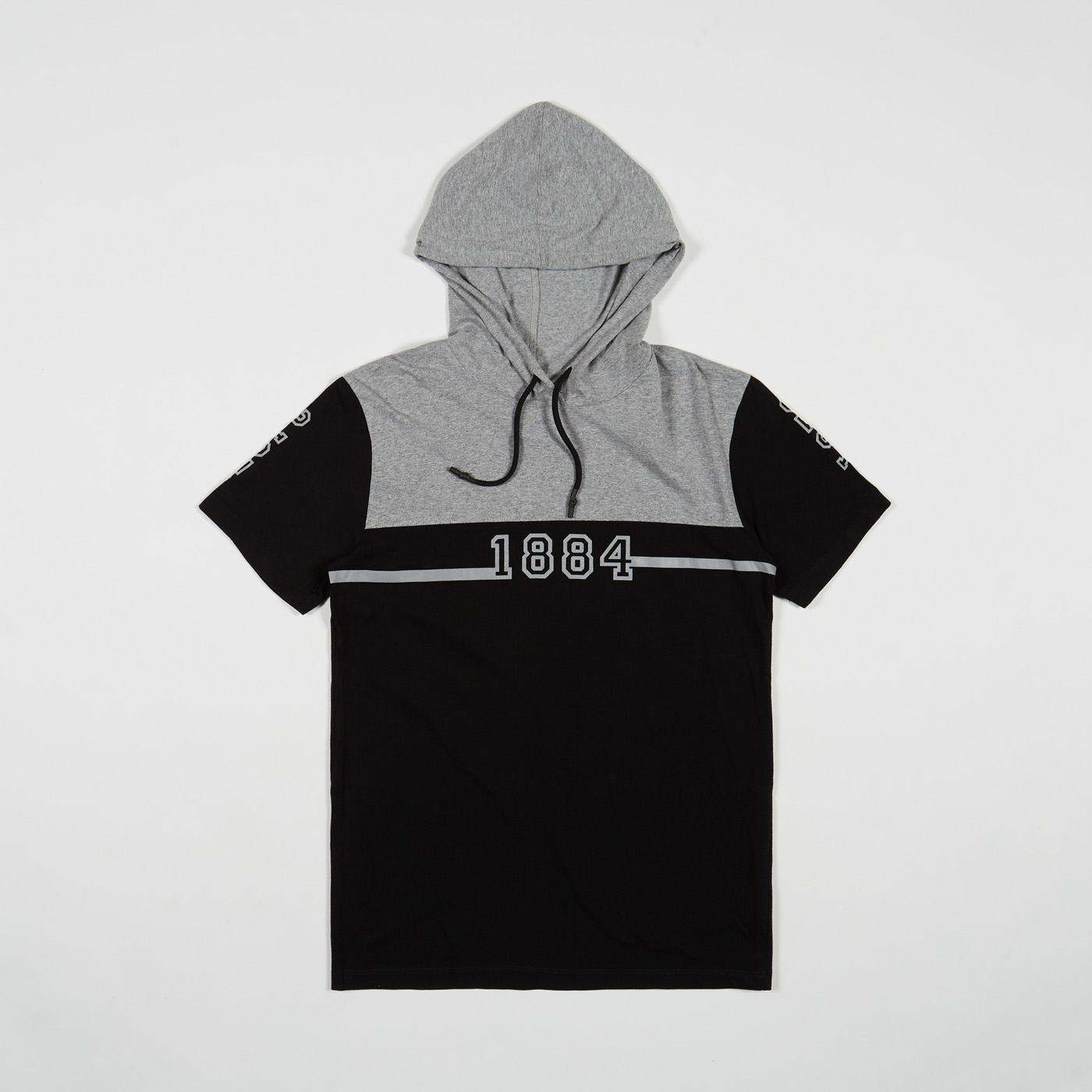 LCFC AW19 T-Shirt with Hood- 1884 XL